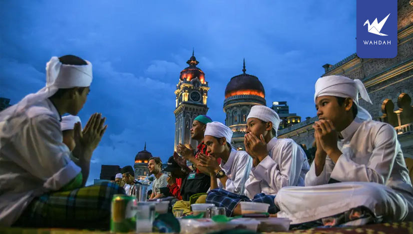 Explore What it's Like to Travel in Malaysia during Ramadan 2024