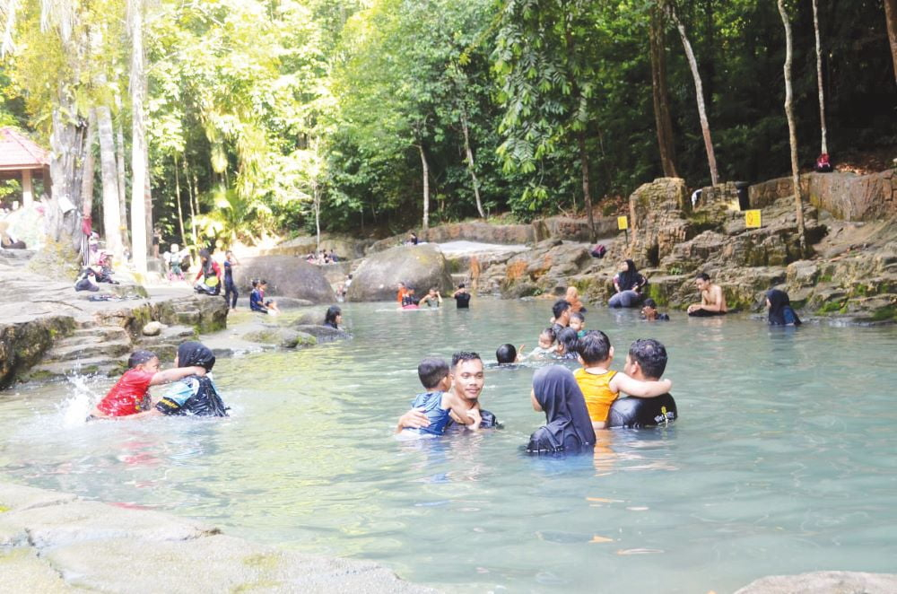 best things to do in teluk bahang penang waterfall teluk bahang