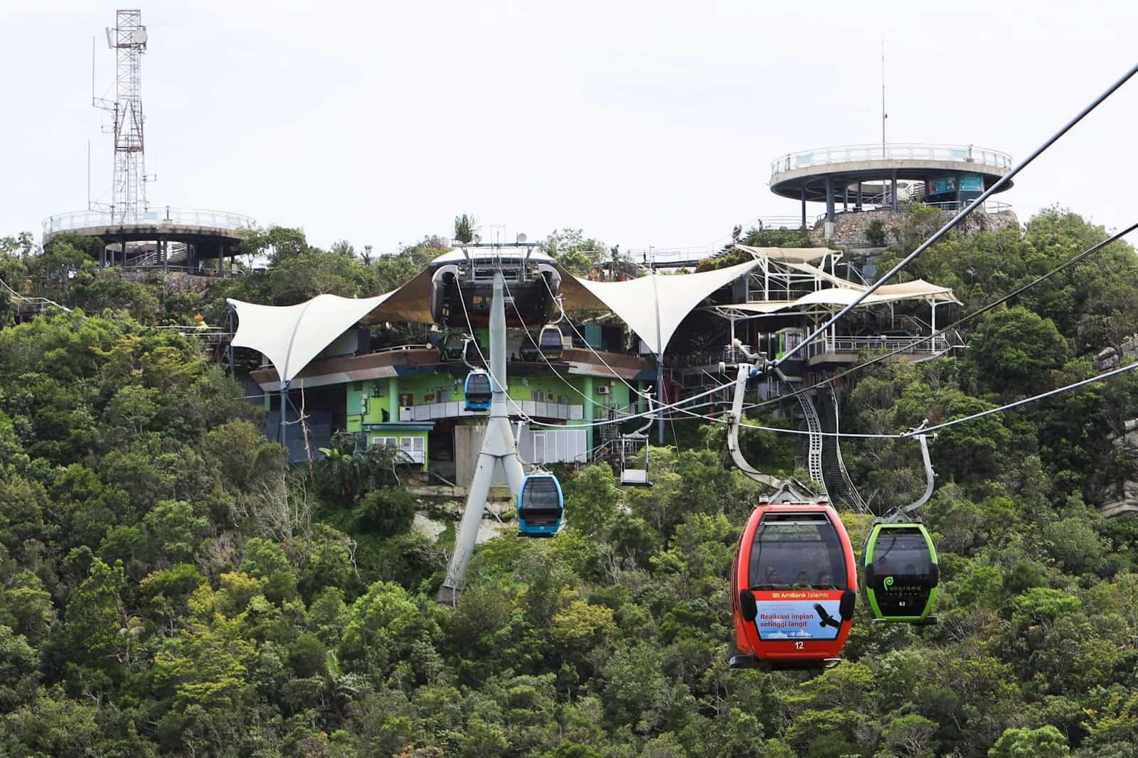 must visit places in langkawi malaysia Langkawi Cable Car