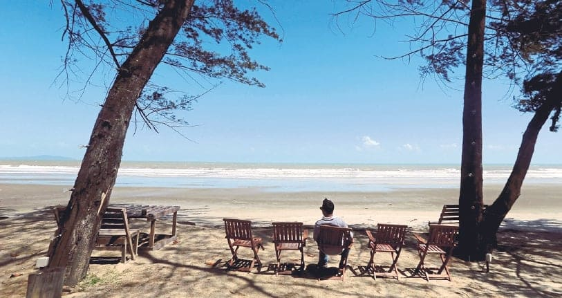 Best Beaches in Kuantan Pahang for a Relaxing Getaway Pantai Balok