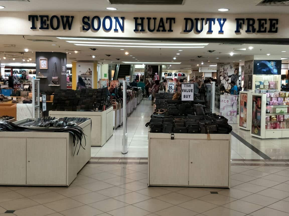 Must Visit Chocolate Shops in Langkawi Teow Soon Huat Duty Free