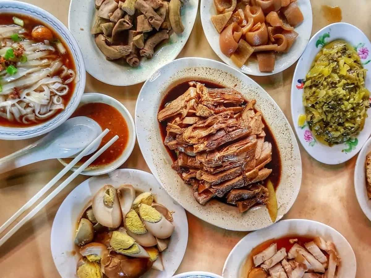 Top Things to Do in Johor Bahru Must-Try Local Dishes JB